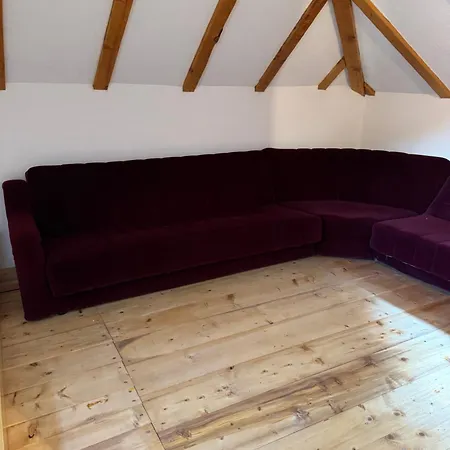 Kuca Ispod Rajca Nyaraló *